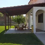 Ktima Amitsa & Apartamento Sarti
