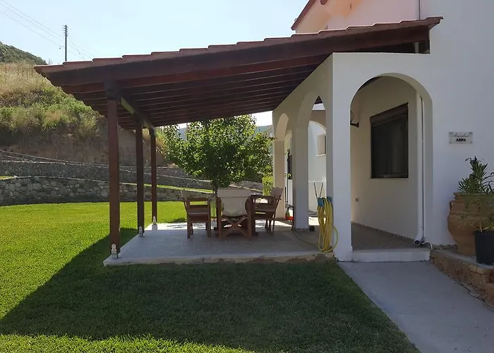 Ktima Amitsa & Appartement Sarti