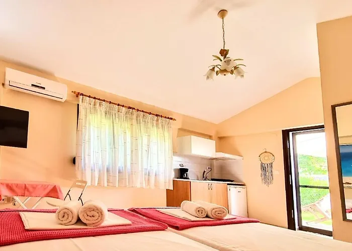 Ktima Amitsa & Sarti